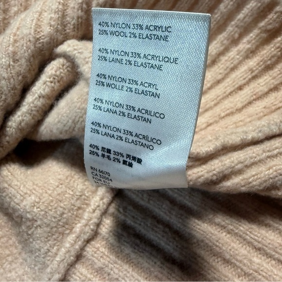 Free People Puff Half Sleeve Mock Neck Sweater Size Small Peach Coquette Wool - Picture 9 of 10